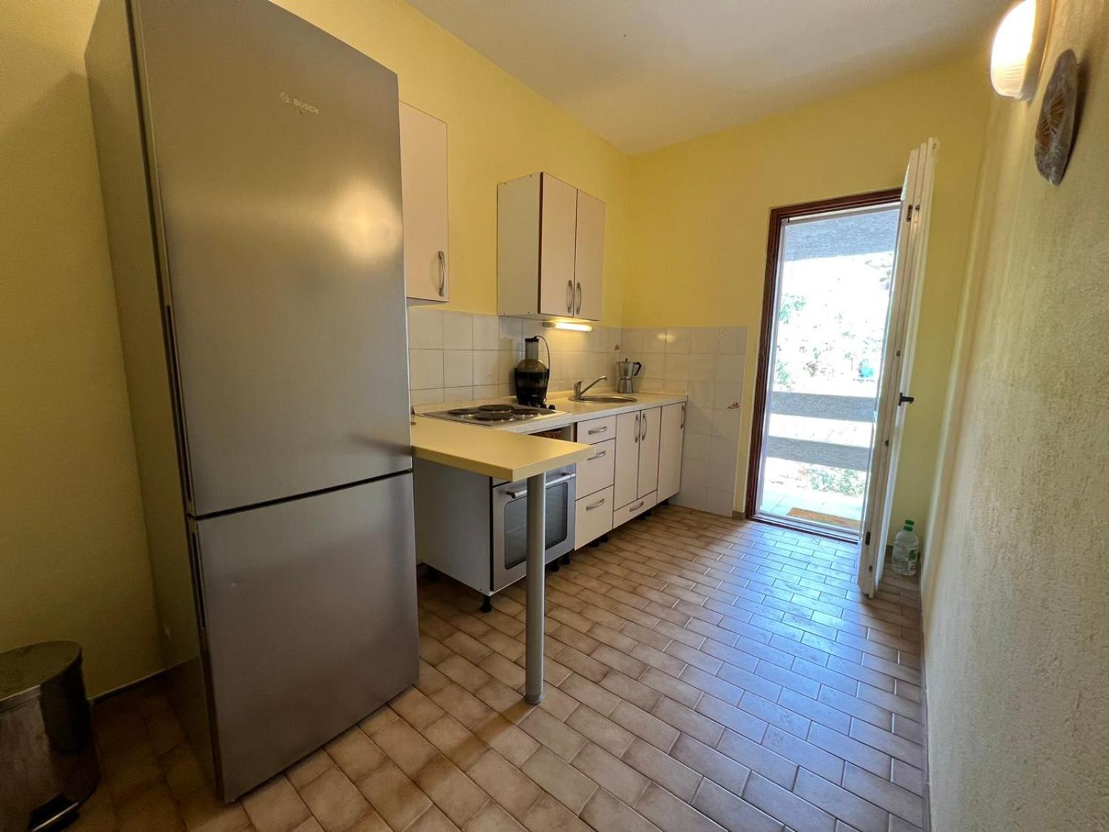 Sea Breeze Apartments With Private Beach And Boat Anchorage Stara Novalja Habitación foto